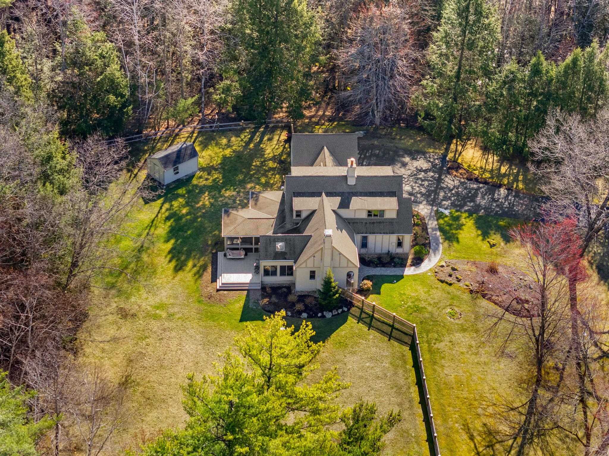 11 Shadow Lane