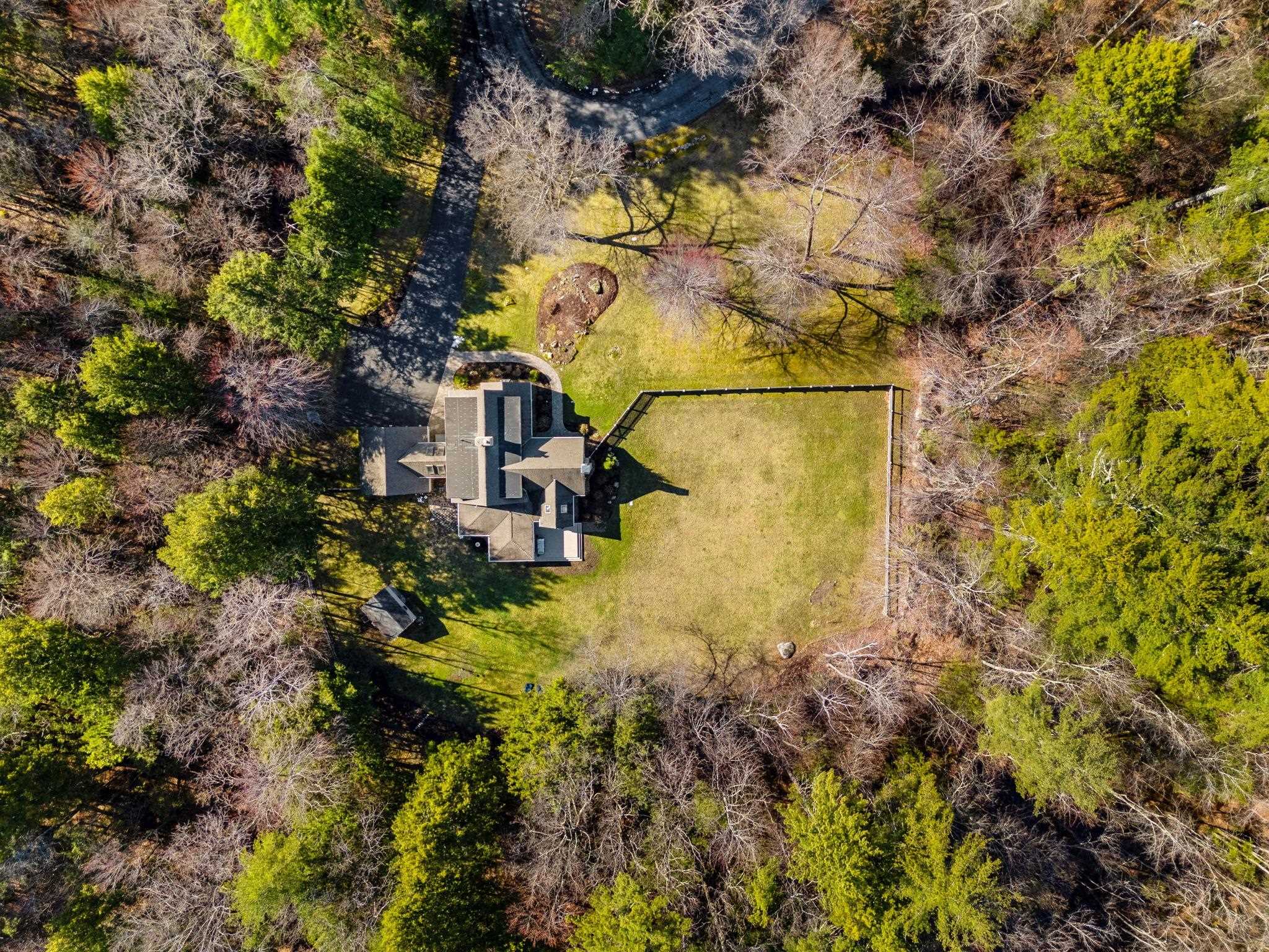 11 Shadow Lane