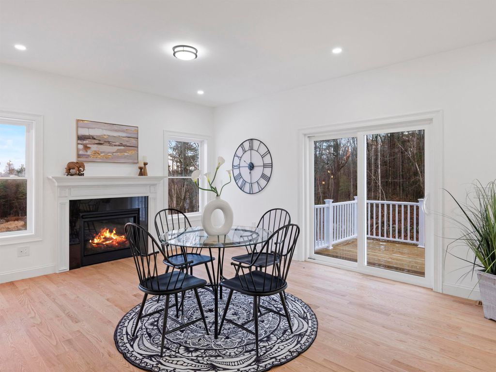 Photo of 18 Horizon Way, Plaistow, NH 03865 (MLS # 5058779)