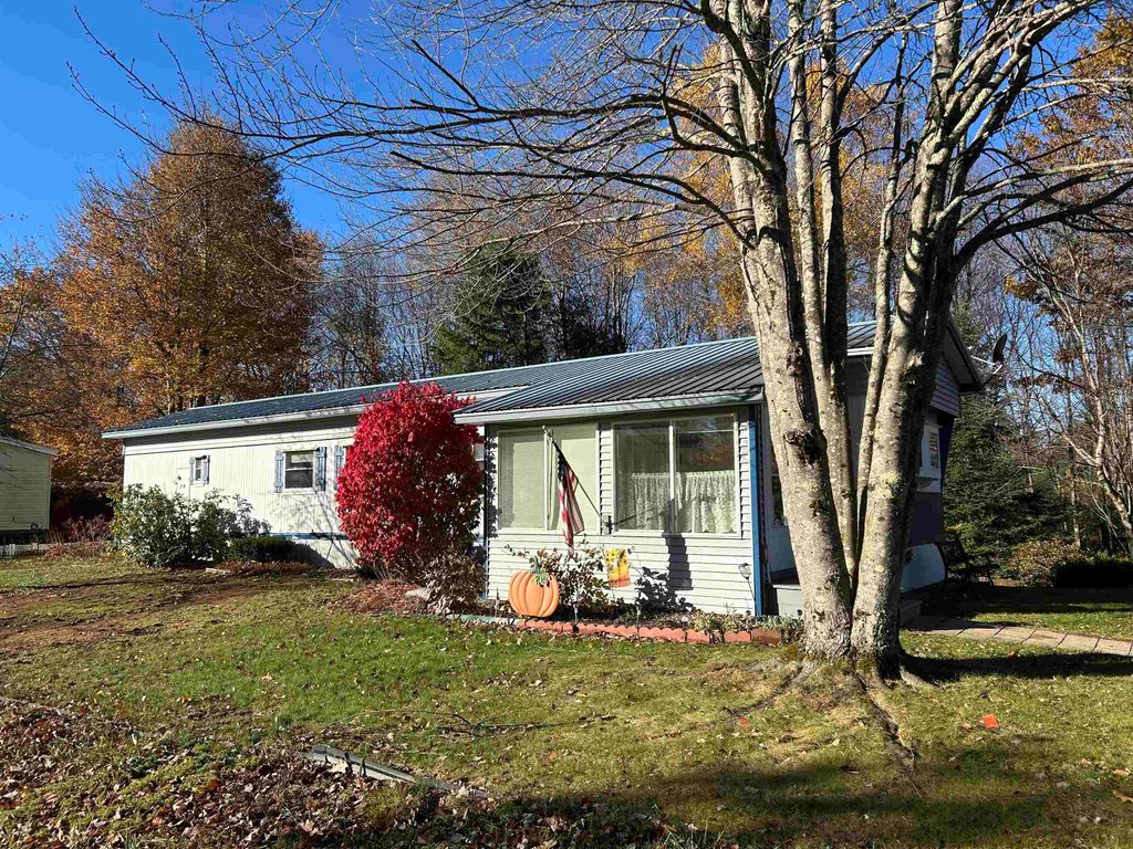 Photo of 34 Maple Drive, Rindge, NH 03461 (MLS # 5066676)