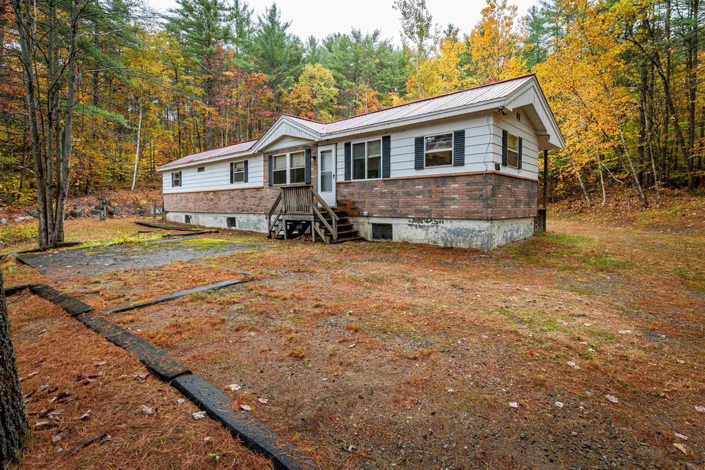 Photo of 126 Forest Pines Road, Madison, NH 03849 (MLS # 5066782)
