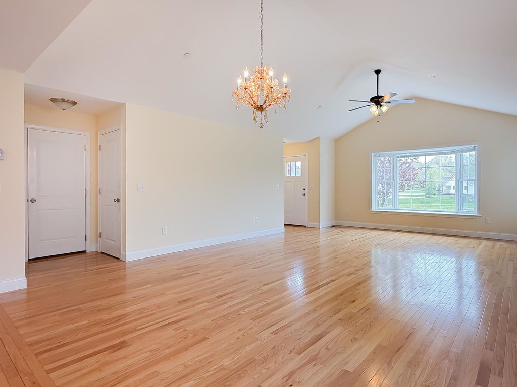 Photo of 5 Sunset Lane #B, Brentwood, NH 03833 (MLS # 5089189)