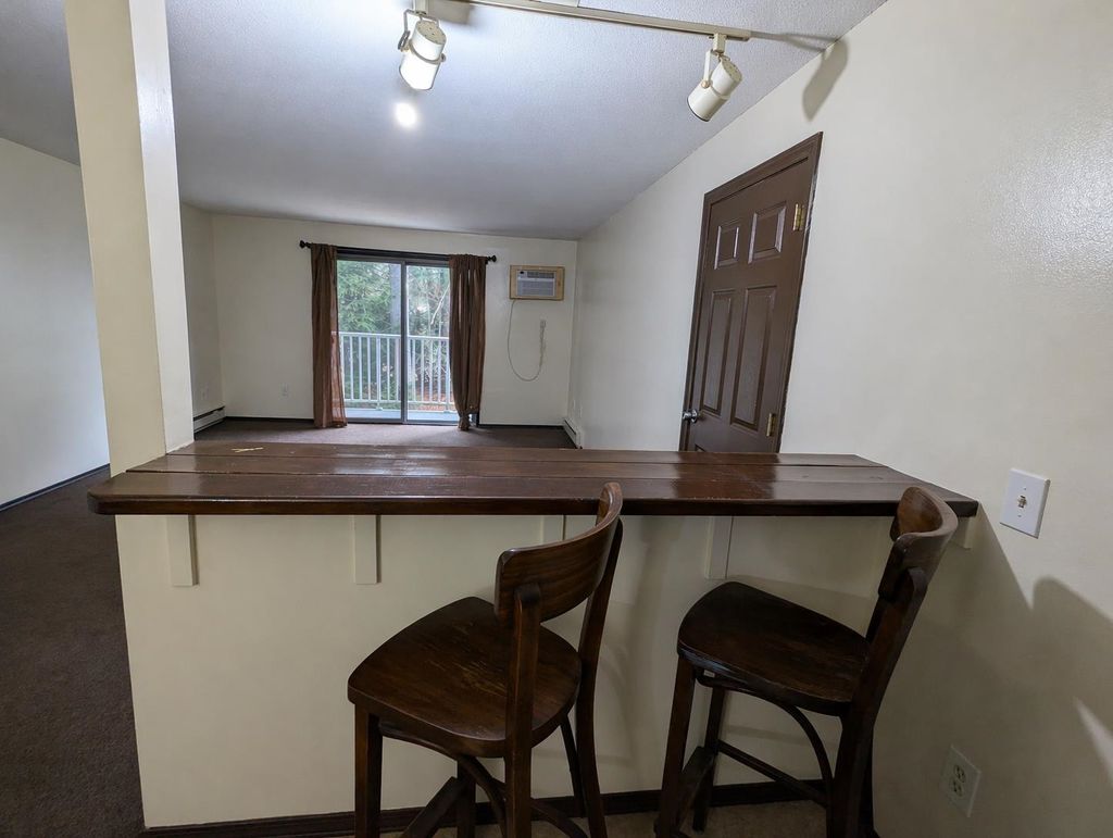 Photo of 112 Capitol Hill Drive, Londonderry, NH 03053 (MLS # 5086511)
