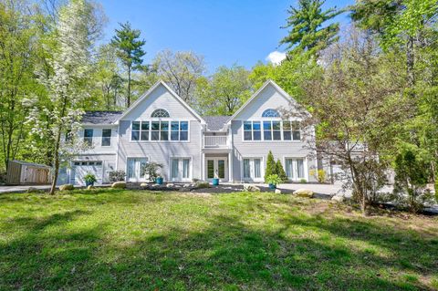 Photo of 433 Allard Farm Circuit, Conway, NH 03860 (MLS # 5028843)