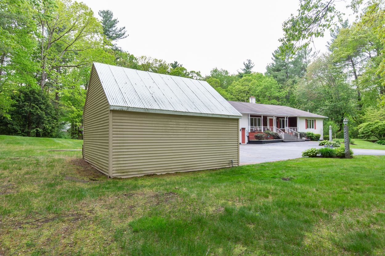 23 Winslow Farm Road