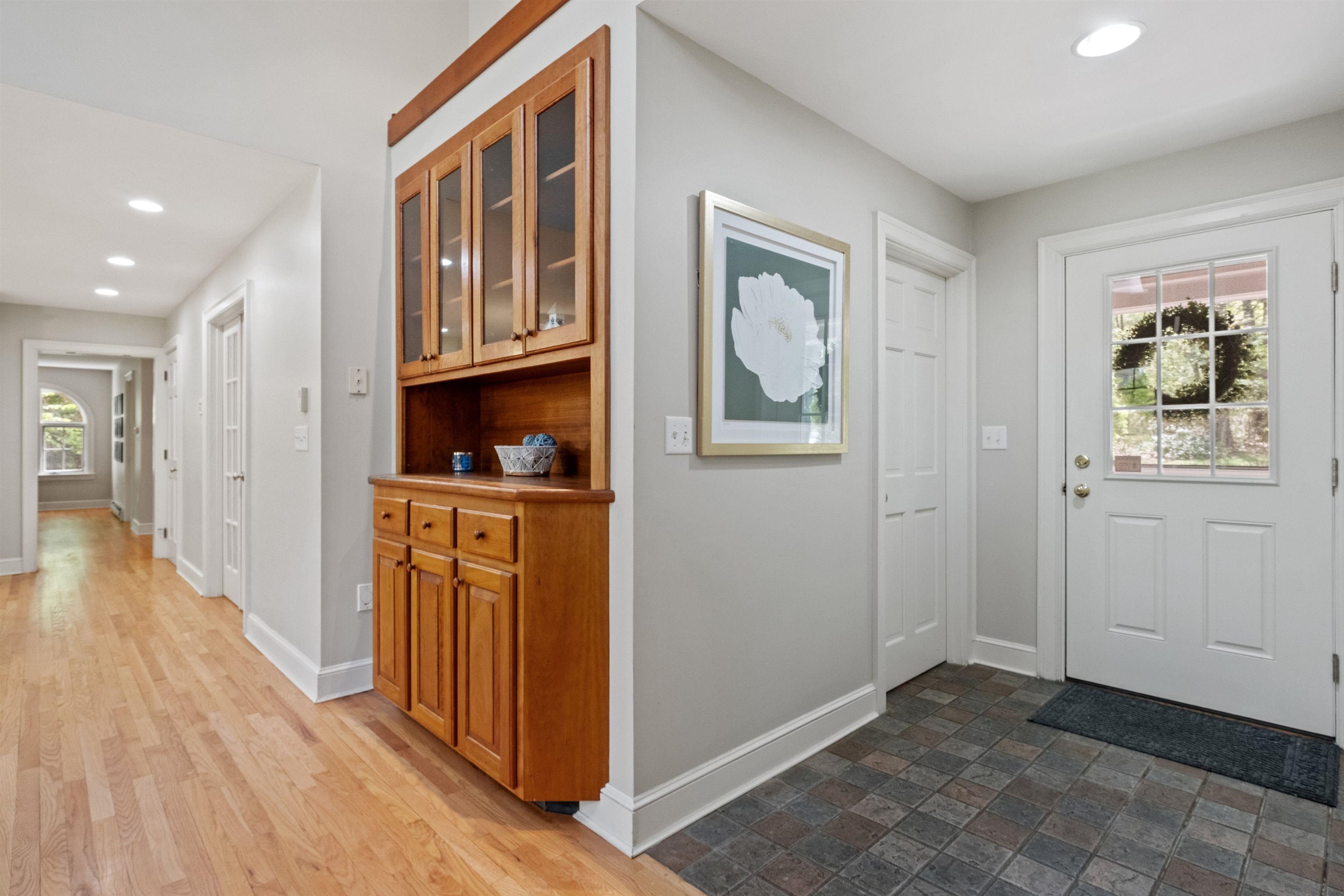 211 Hedgerose Lane