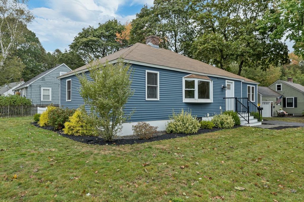 Photo of 283 Decatur Road, Portsmouth, NH 03801 (MLS # 5070297)