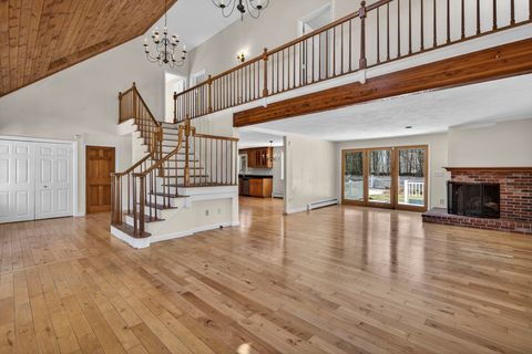 13 Forest Drive East Kingston NH 03827