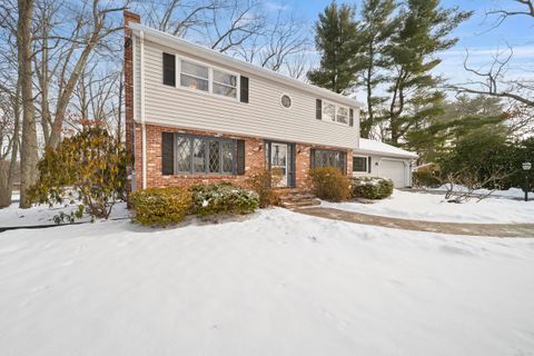 18 Mason Drive Salem NH 03079