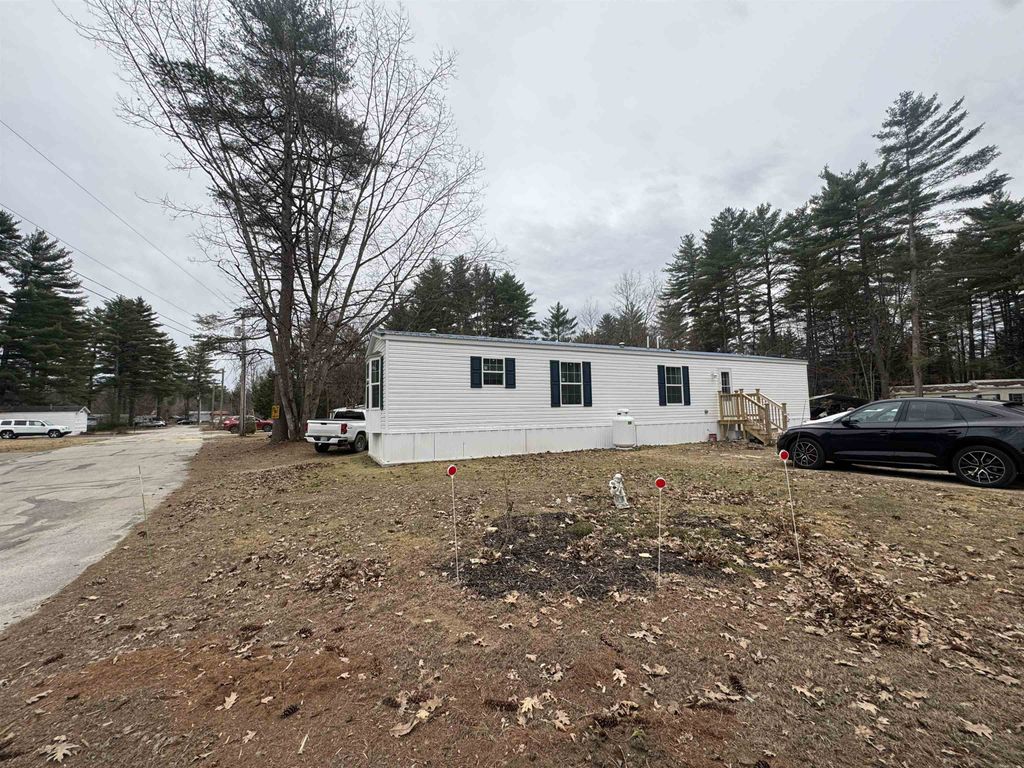 Photo of 3 Chamberlain Court, Deering, NH 03244 (MLS # 5084688)