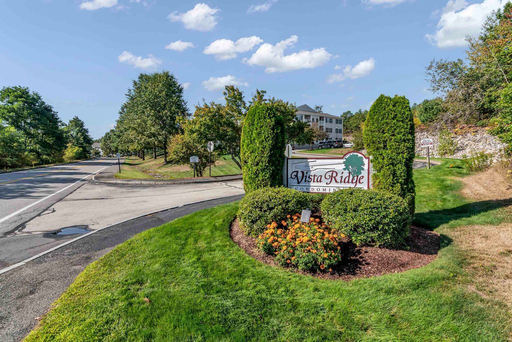 Photo of 12 Vista Ridge #29, Londonderry, NH 03053 (MLS # 5060477)
