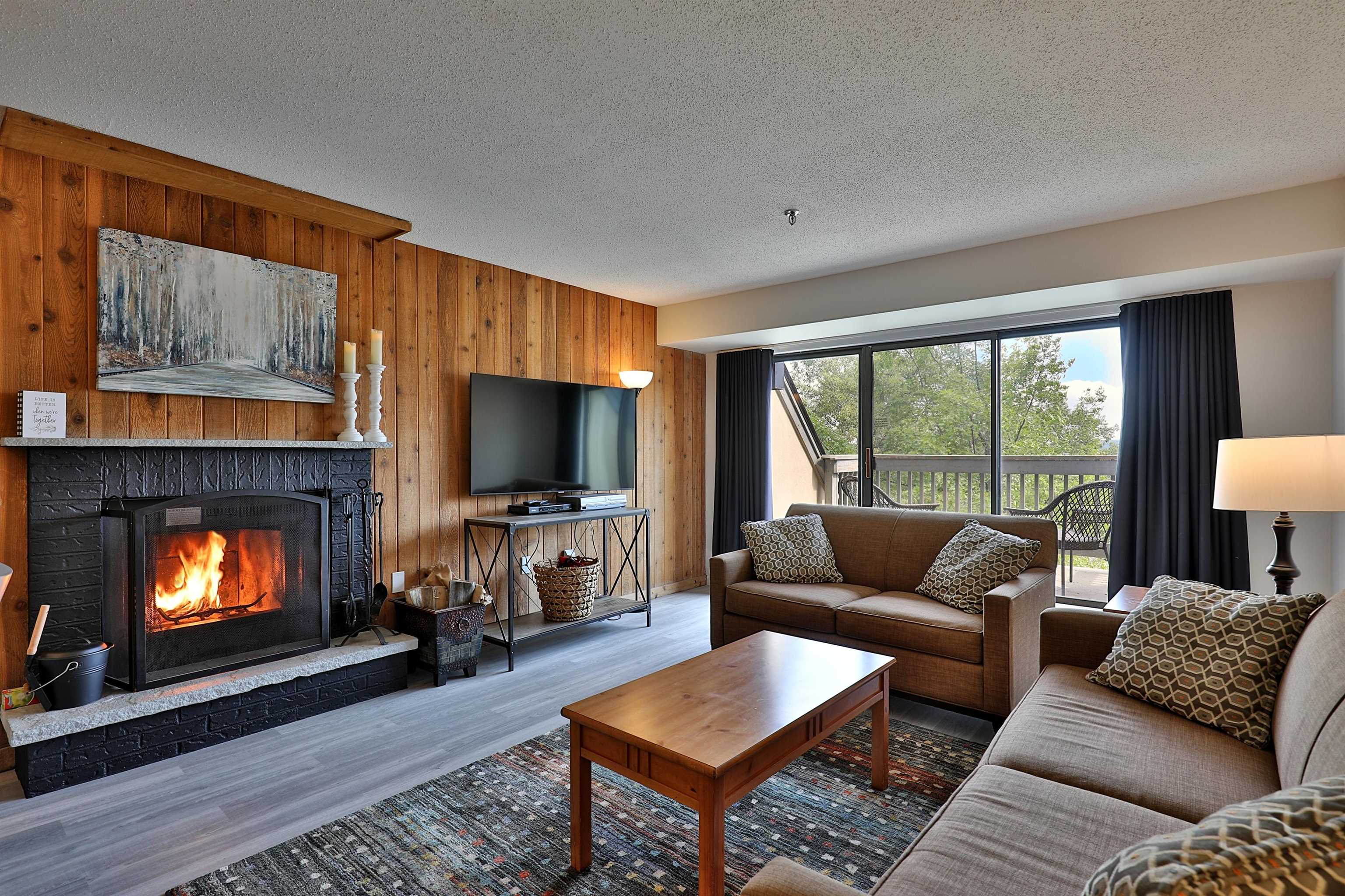 133 East Mountain Road 3C13 & 3C13A