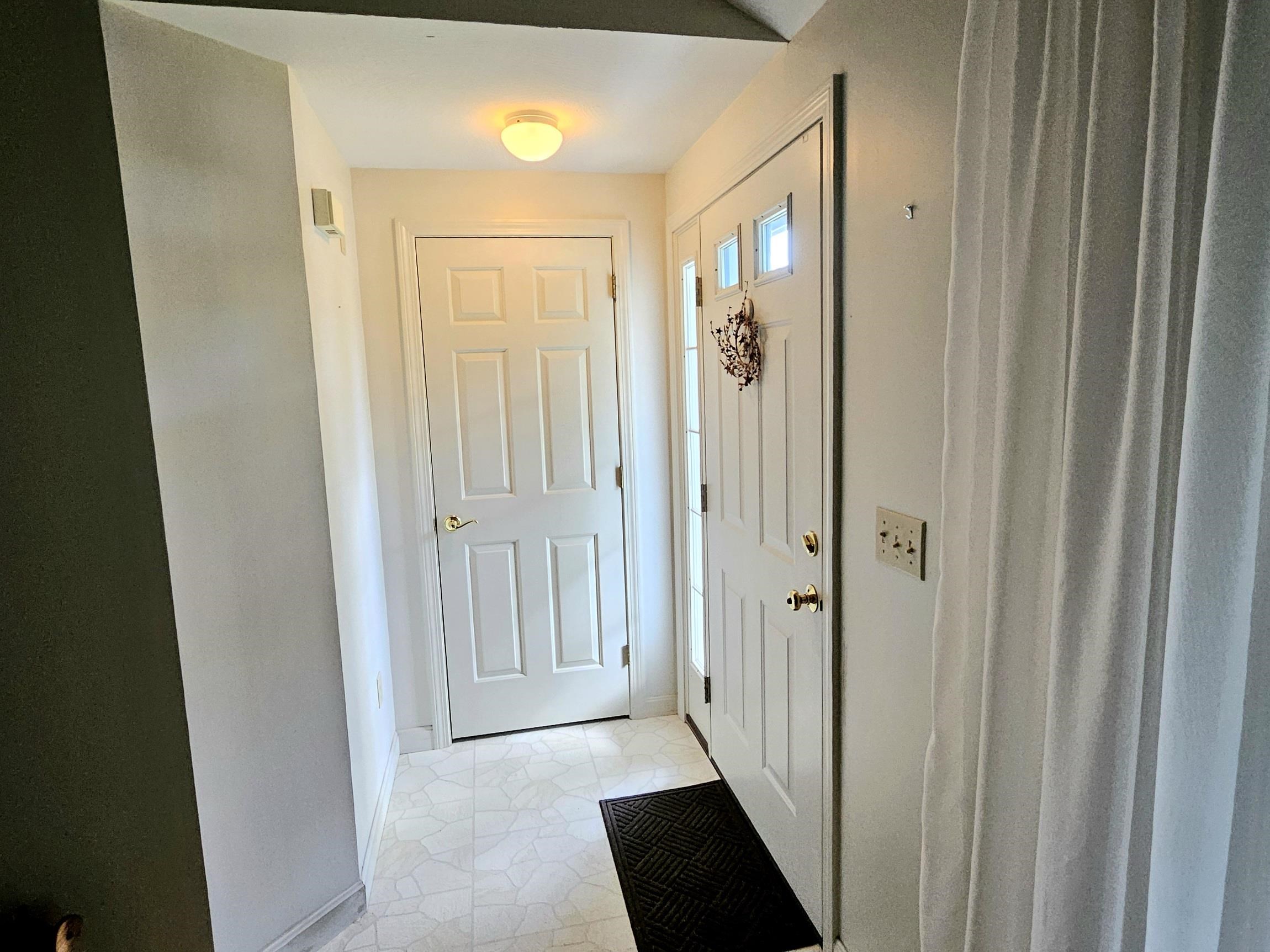 49 Lexington Court 49
