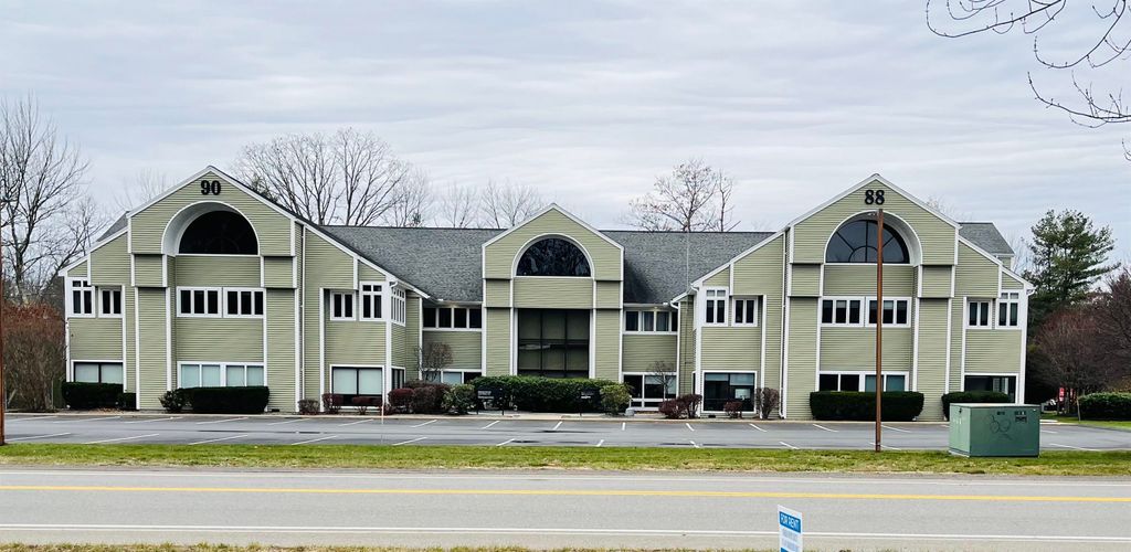 Photo of 90 Stiles Road #202, Salem, NH 03079 (MLS # 5073222)