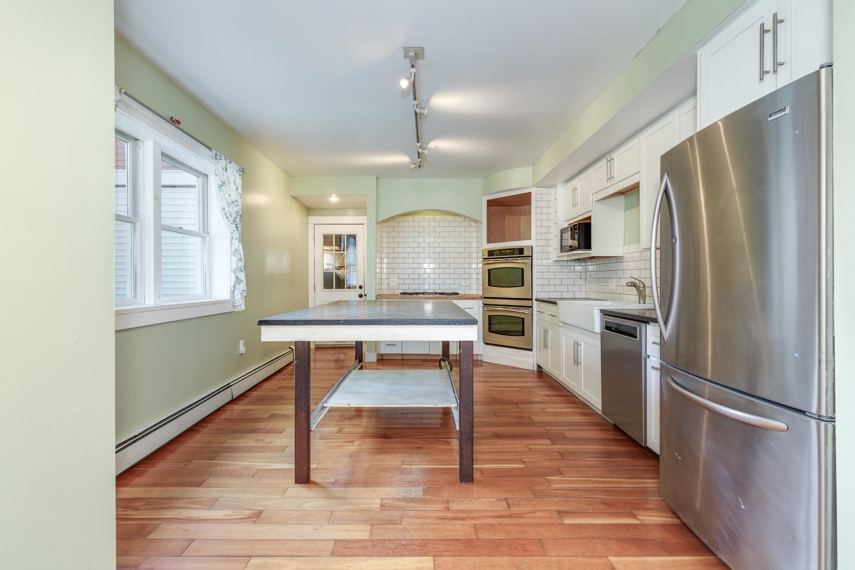 Deerfield, New Hampshire 03037, United States, 3 Bedrooms Bedrooms, ,2 BathroomsBathrooms,Residential,Active,192068