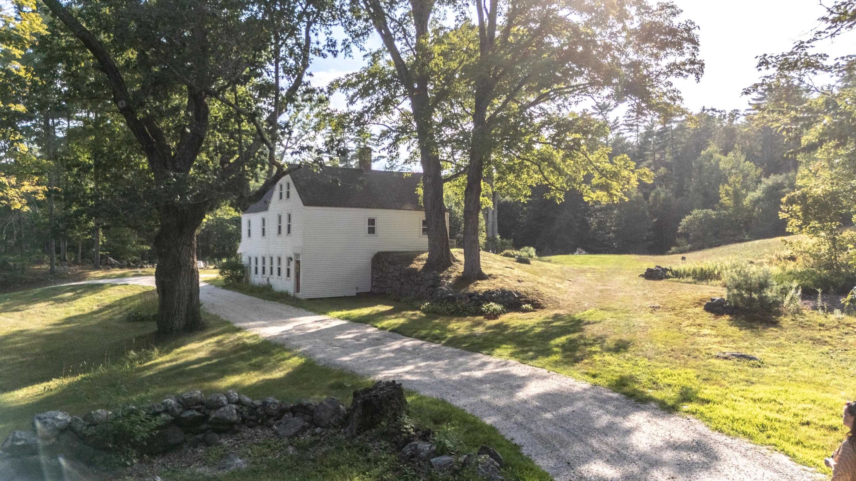 Deerfield, New Hampshire 03037, United States, 3 Bedrooms Bedrooms, ,2 BathroomsBathrooms,Residential,Active,192068