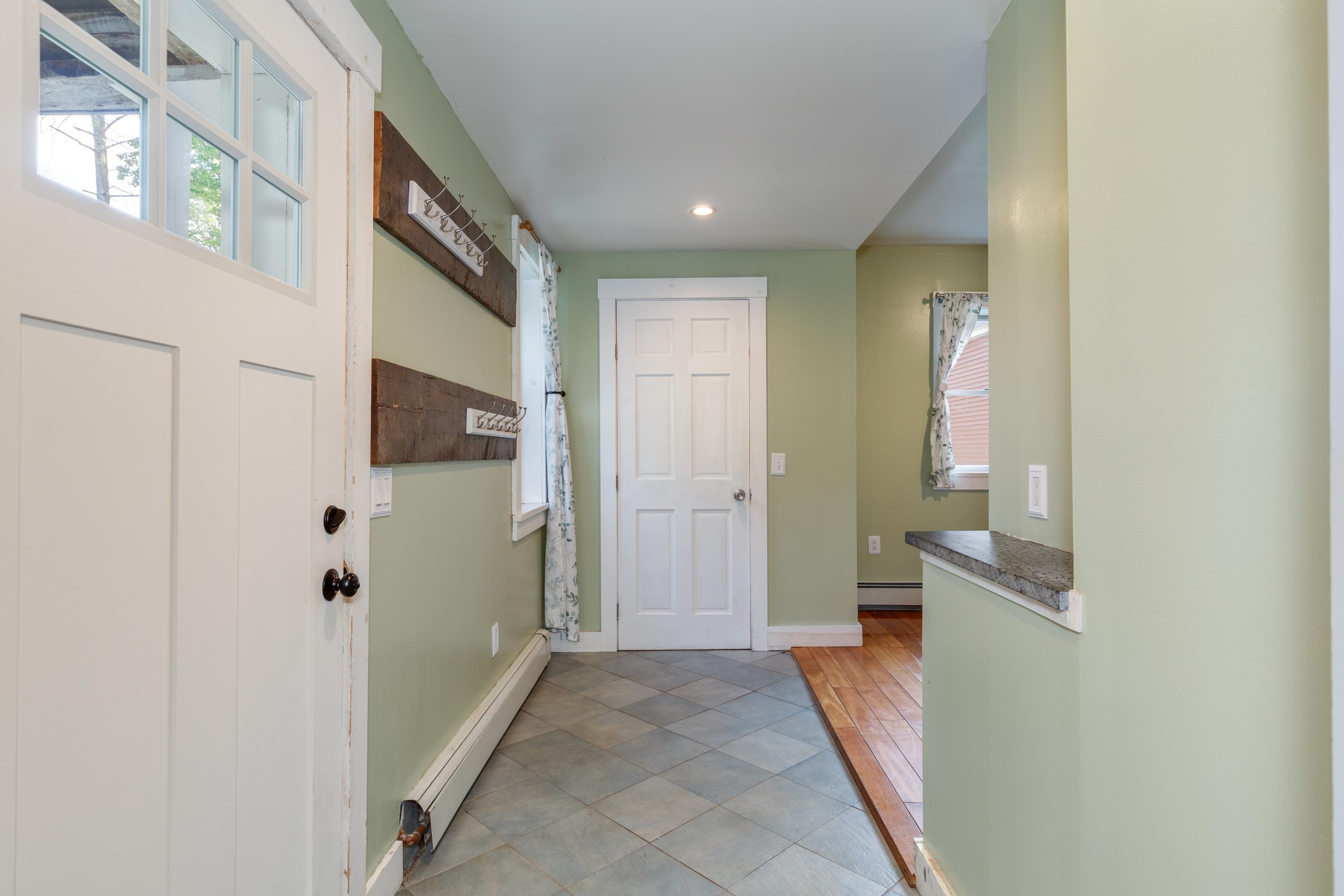 Deerfield, New Hampshire 03037, United States, 3 Bedrooms Bedrooms, ,2 BathroomsBathrooms,Residential,Active,192068