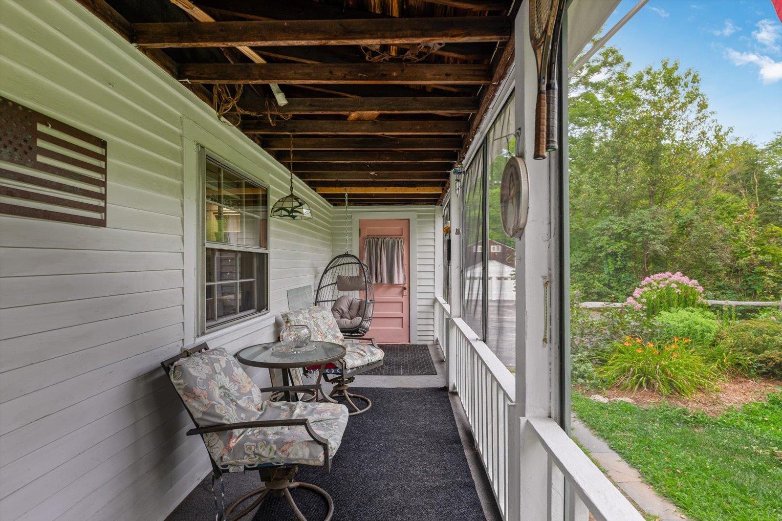 3 Old County Road South