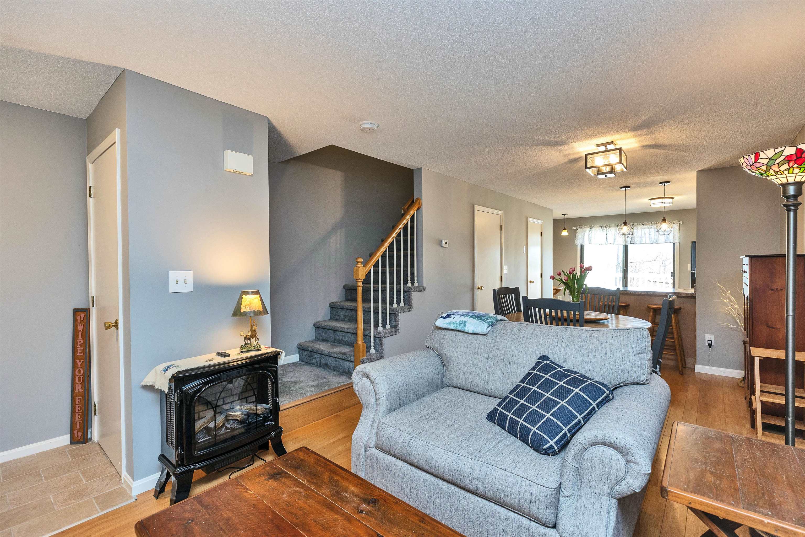 922 Fox Hollow Way 922