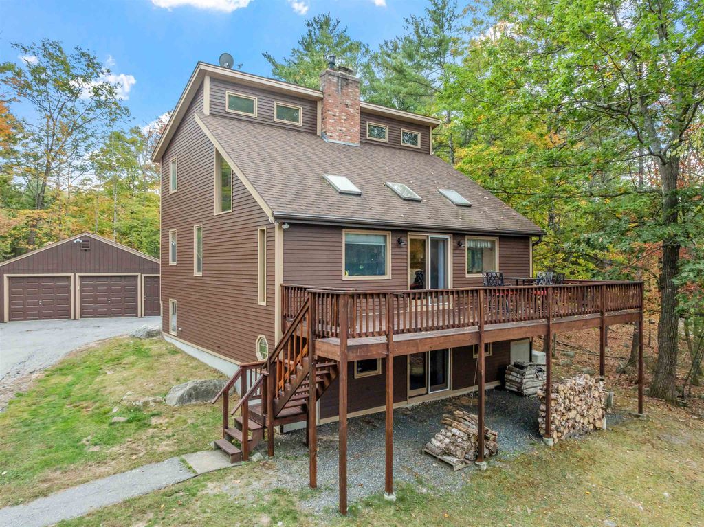 Photo of 152 Wildwood Drive, Moultonborough, NH 03254 (MLS # 5065376)
