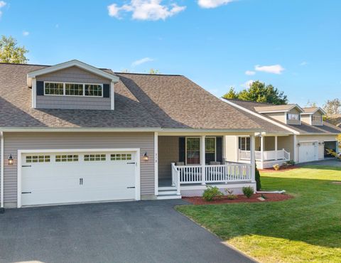 Photo of 31 Brackett Lane #B, Hudson, NH 03051 (MLS # 5062706)