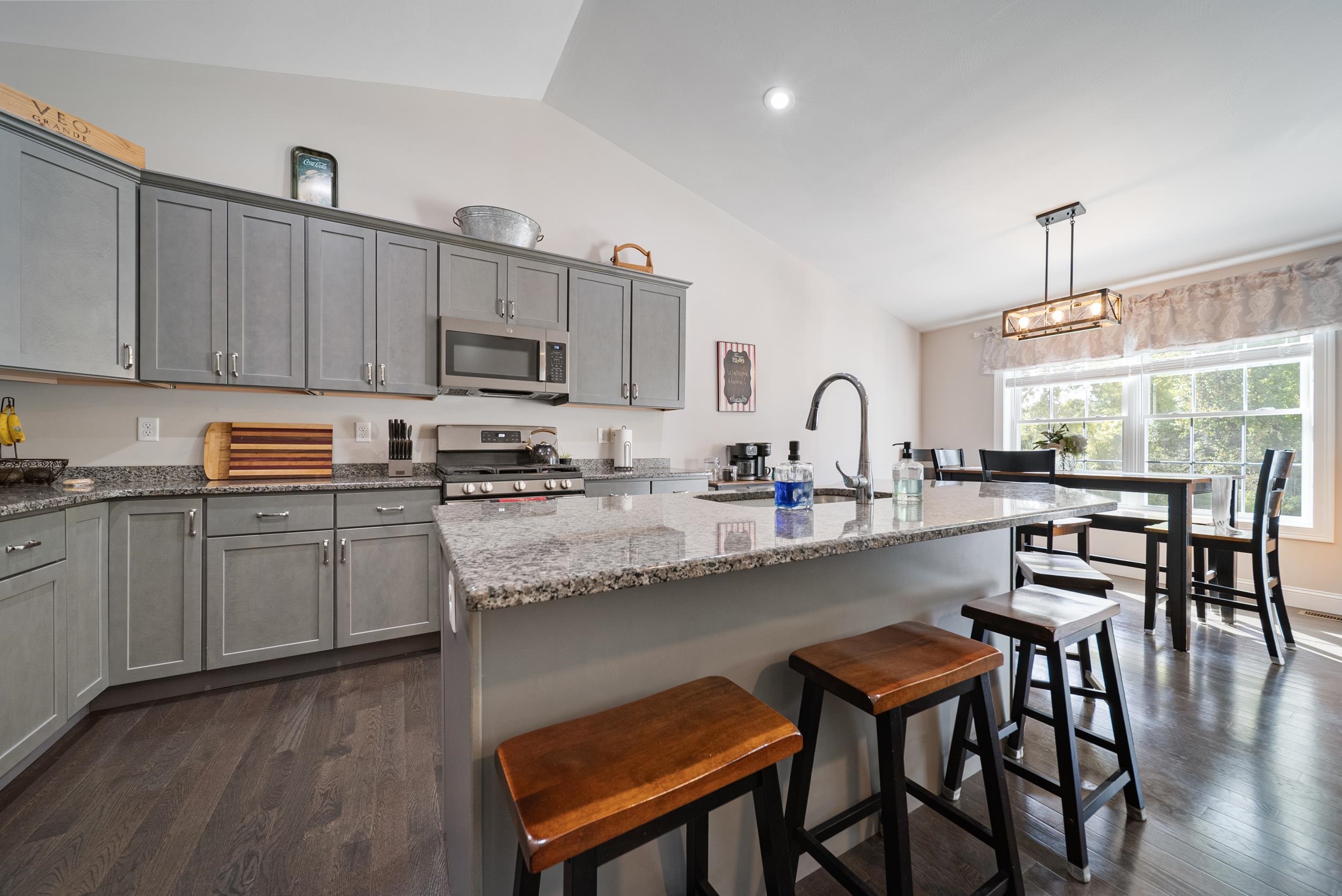 31 Brackett Lane B