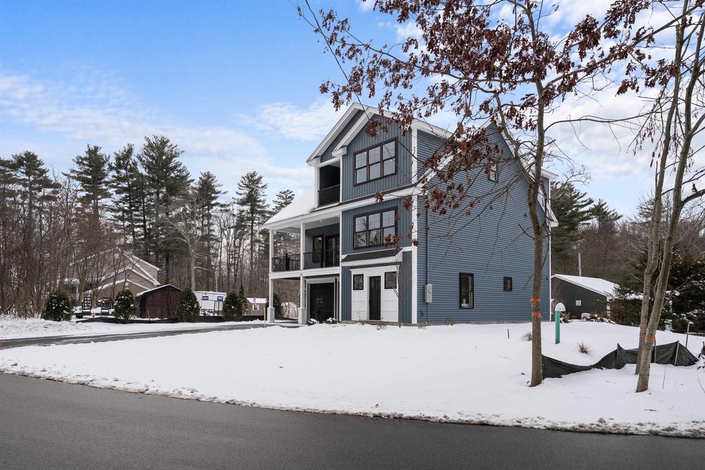 Photo of 182 Shore Drive, Salem, NH 03079 (MLS # 5071635)
