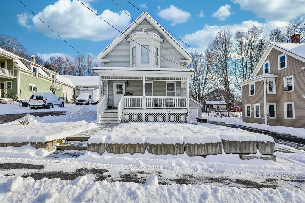 Photo of 29 Beech Street #2, Newport, NH 03773 (MLS # 5072402)