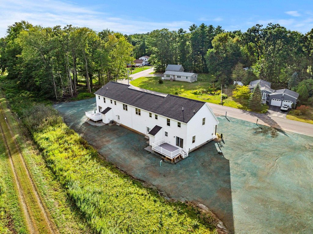 Photo of 15 Autumn Circle #A, Plaistow, NH 03865 (MLS # 5060694)