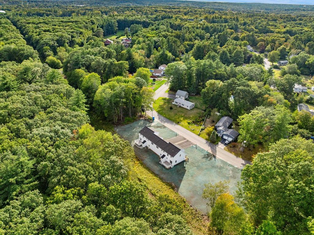 Photo of 15 Autumn Circle #A, Plaistow, NH 03865 (MLS # 5060694)