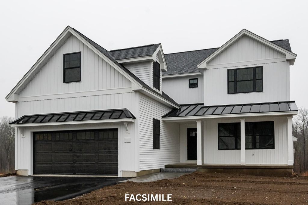 Photo of 12 Robin Way #5, Chester, NH 03036 (MLS # 5075427)