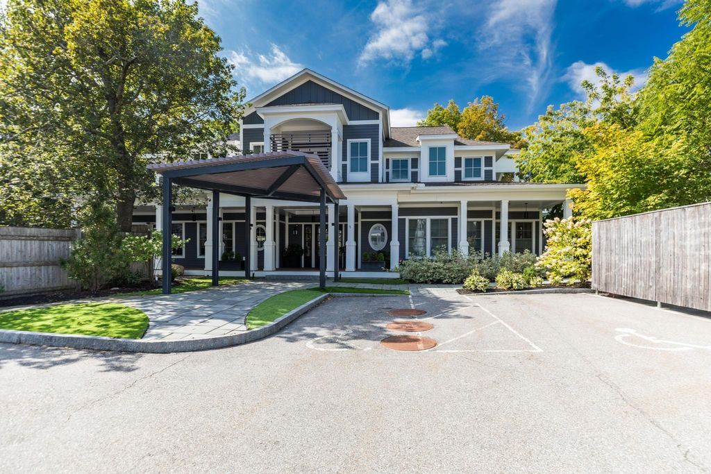 Photo of 1 Franklin Street #2B, Exeter, NH 03833 (MLS # 5083259)