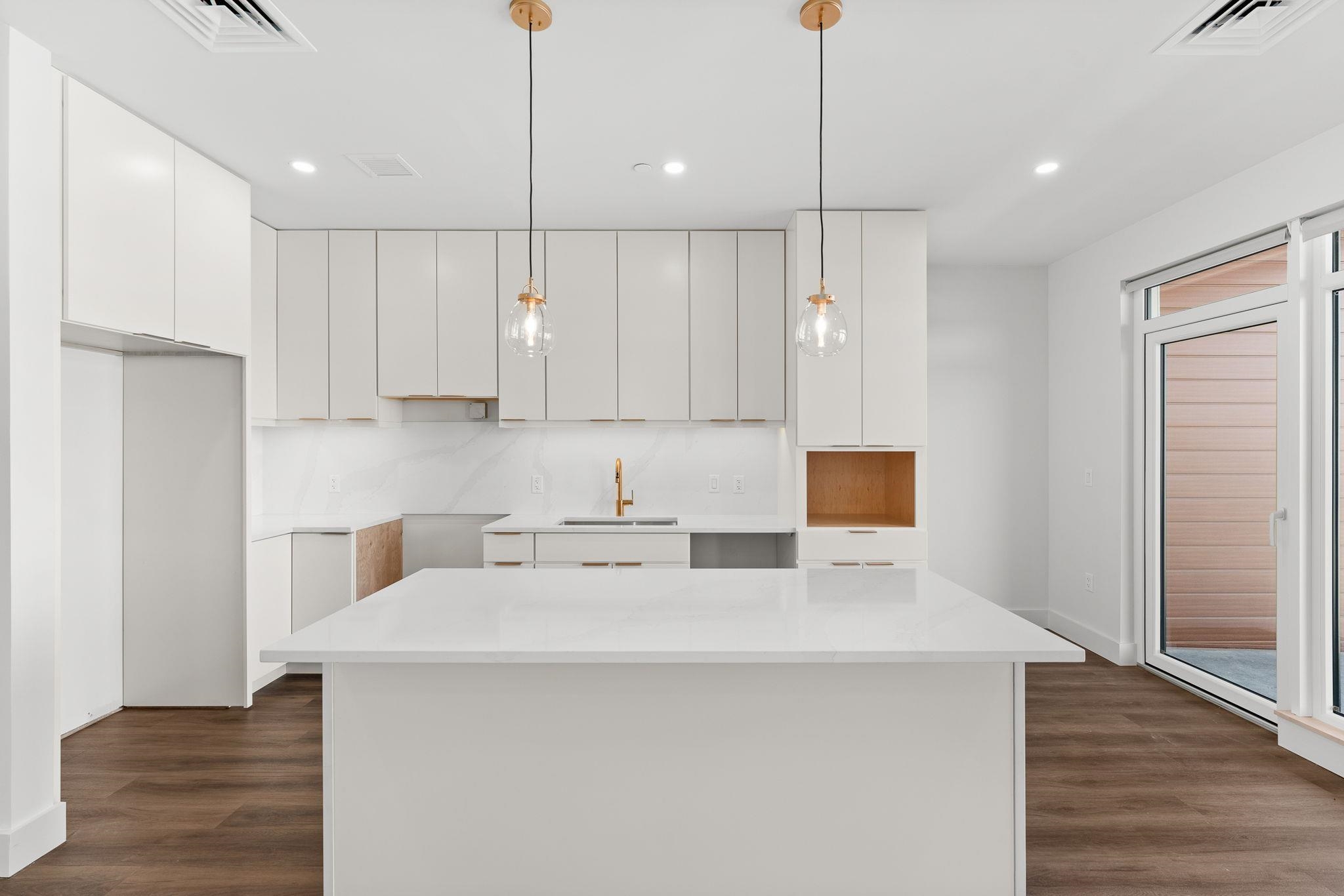 125 Cambrian Way 602