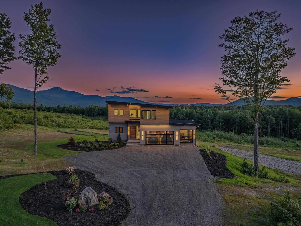 Photo of 289 Ledgewood Drive, Bethlehem, NH 03574 (MLS # 5083950)