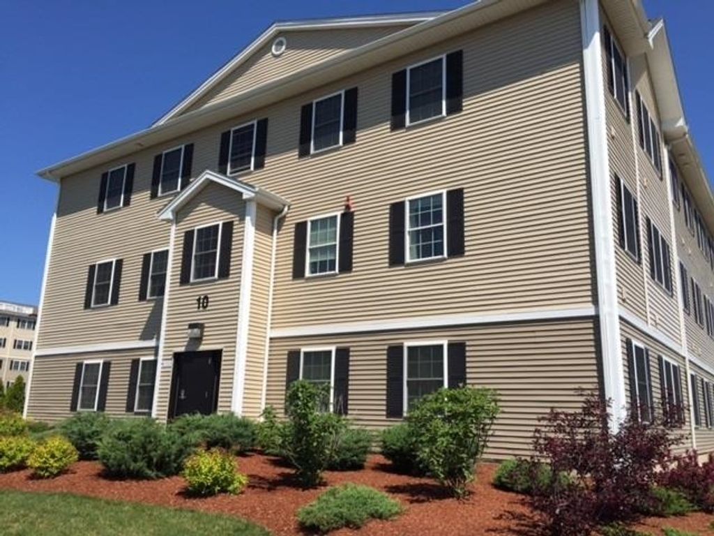 Photo of 100 Sentinel Court #306, Manchester, NH 03104 (MLS # 5084039)