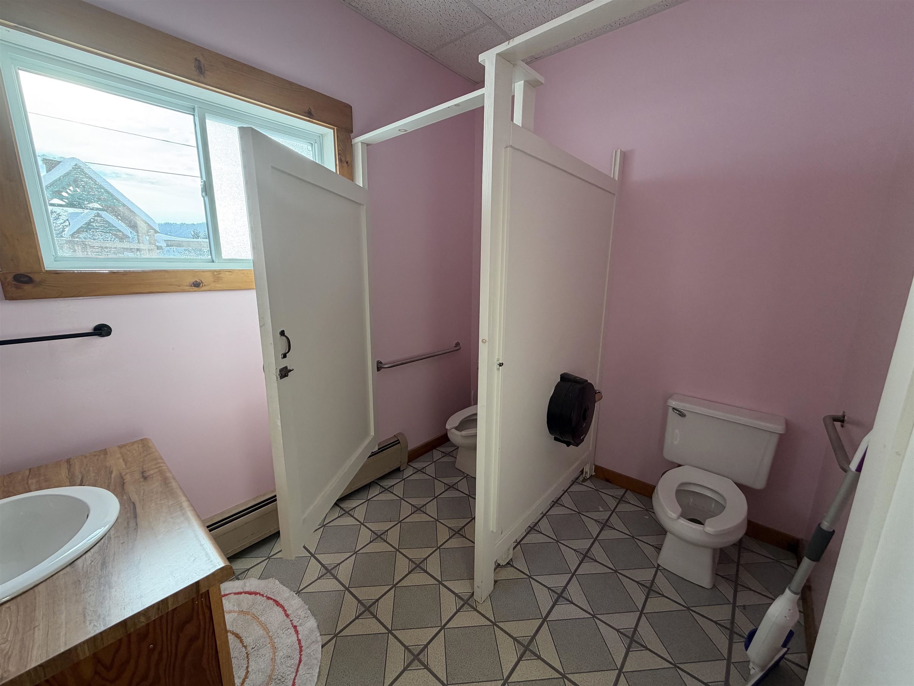 Hyde Park, Vermont 05655, United States, ,Commercial,Active,251983