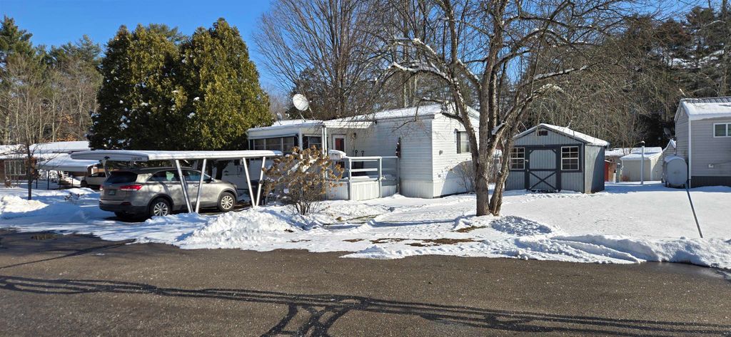 Photo of 2 Archer Circle, Epsom, NH 03234 (MLS # 5075184)