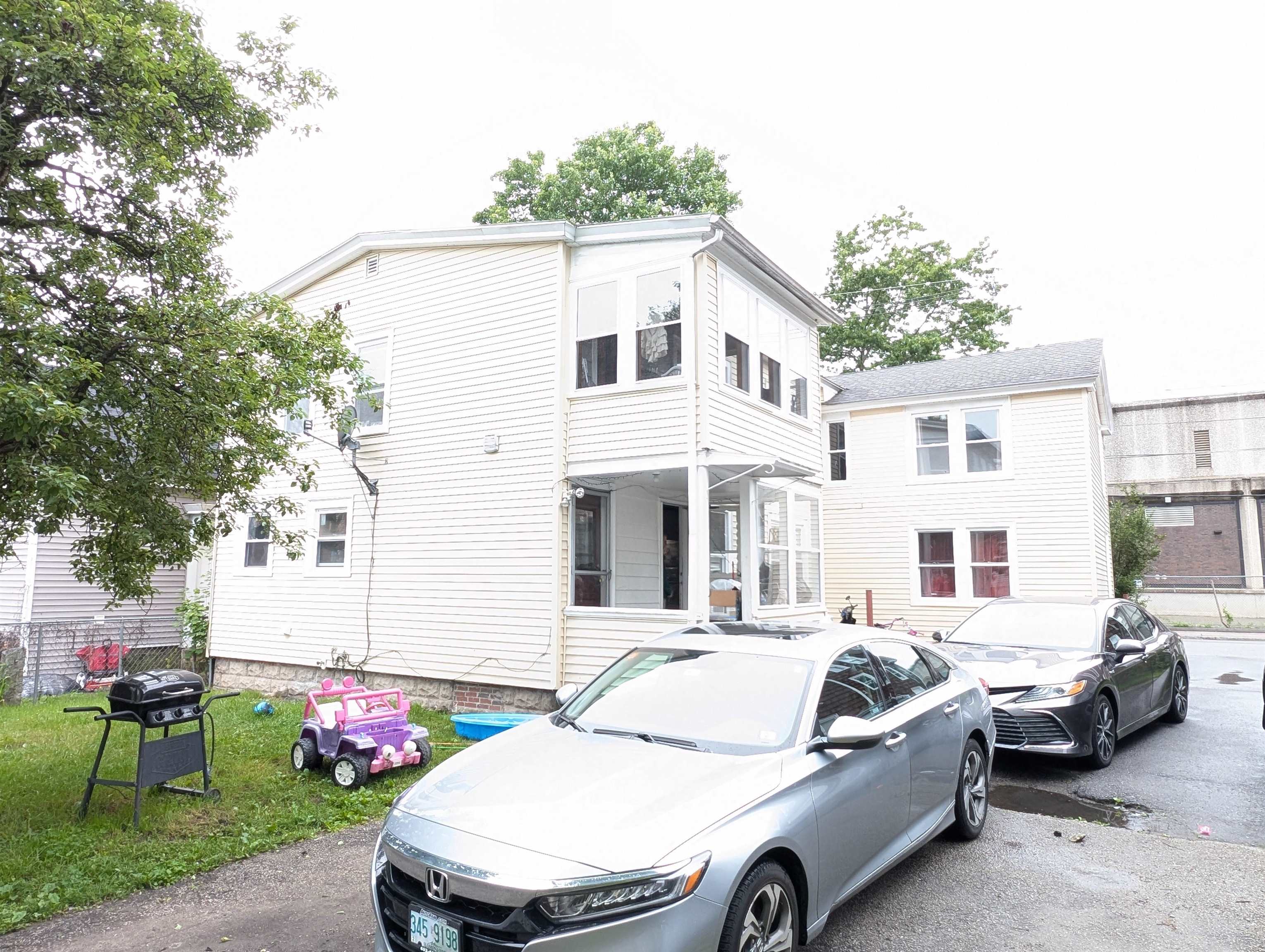 24 - 24.5 Cedar Street