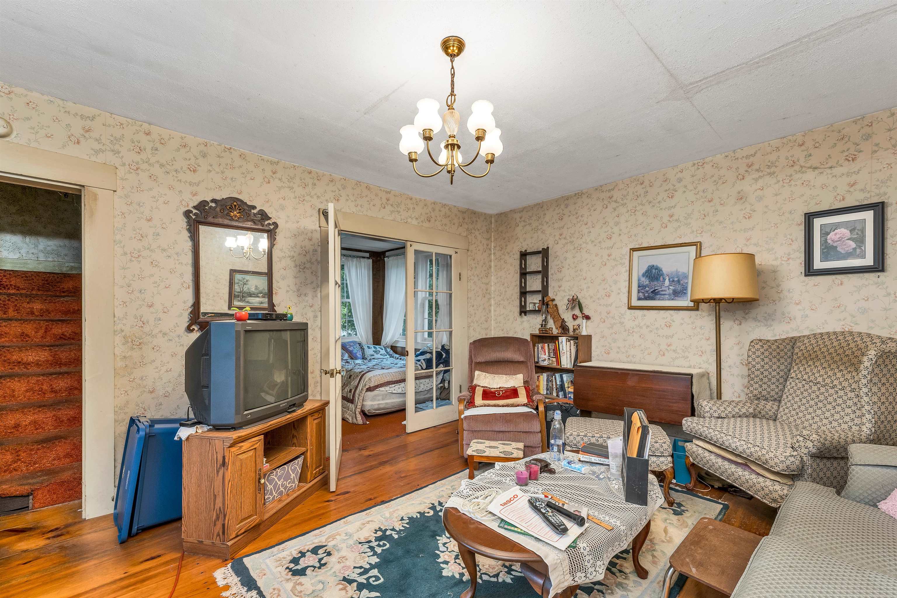 Henniker, New Hampshire 03042, United States, 4 Bedrooms Bedrooms, ,2 BathroomsBathrooms,Residential,Pending,211536