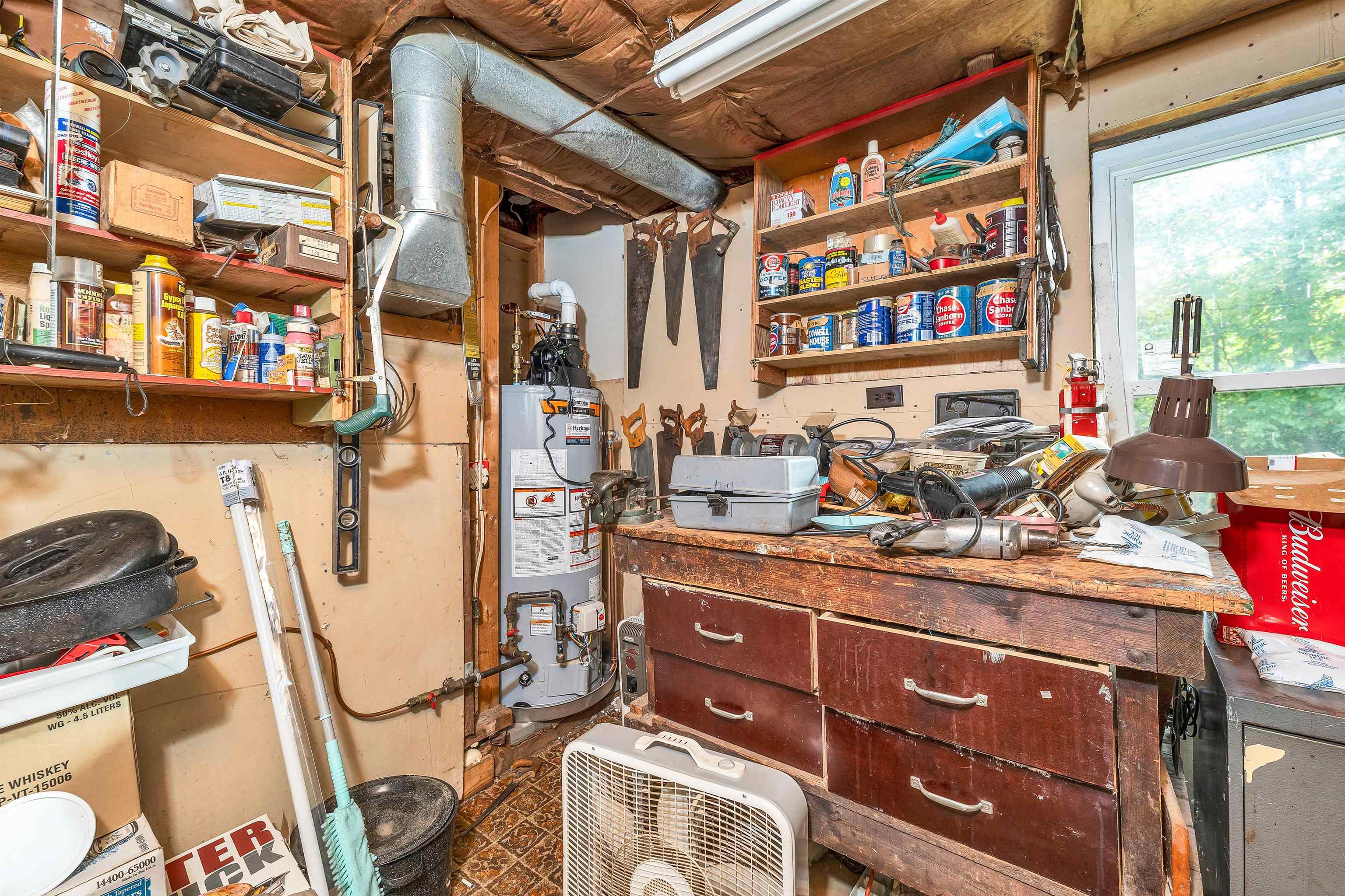 Henniker, New Hampshire 03042, United States, 4 Bedrooms Bedrooms, ,2 BathroomsBathrooms,Residential,Pending,211536