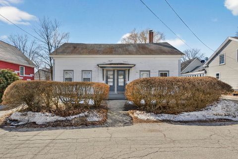 11-13 Jackson Street Hillsborough NH 03244