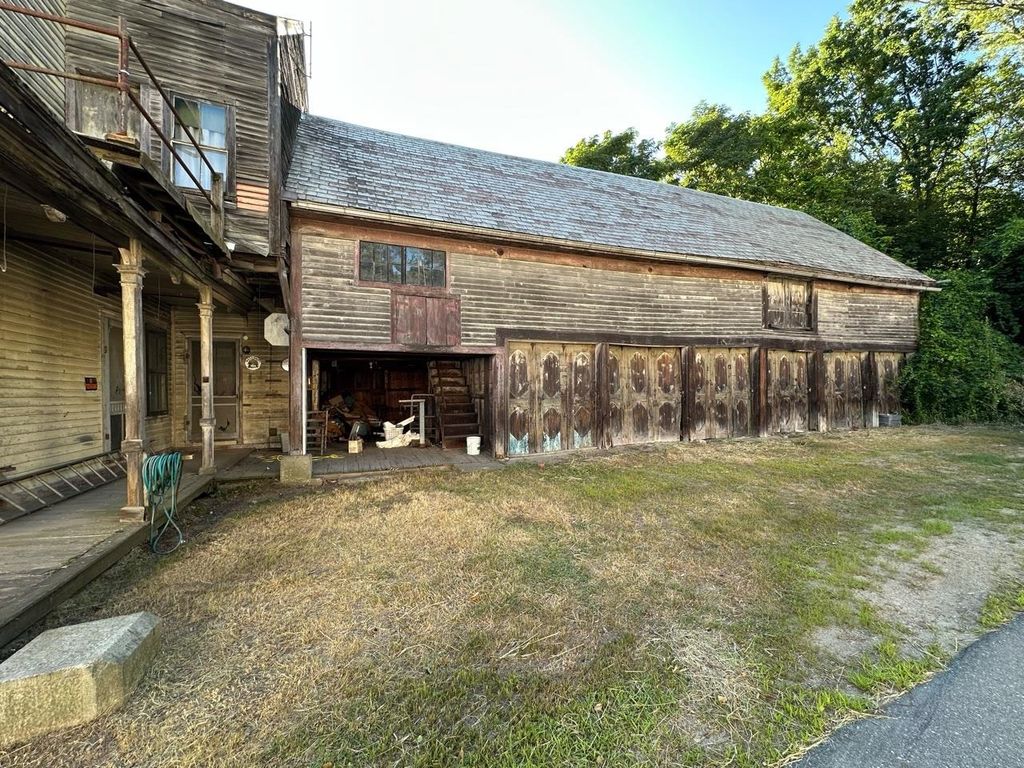 Photo of 32 Main Street, Hinsdale, NH 03451 (MLS # 5053506)