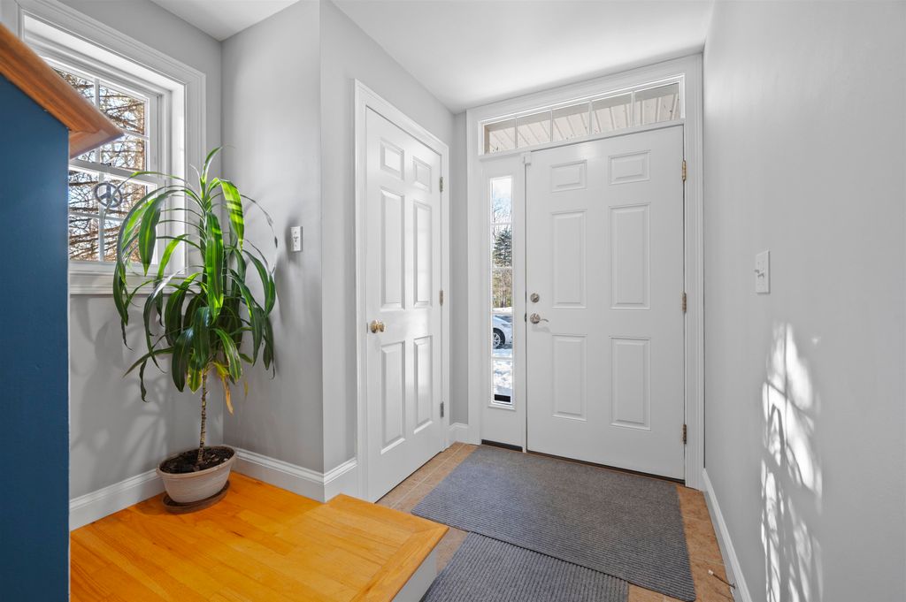 Photo of 25 Lilac Lane, Newmarket, NH 03857 (MLS # 5074912)