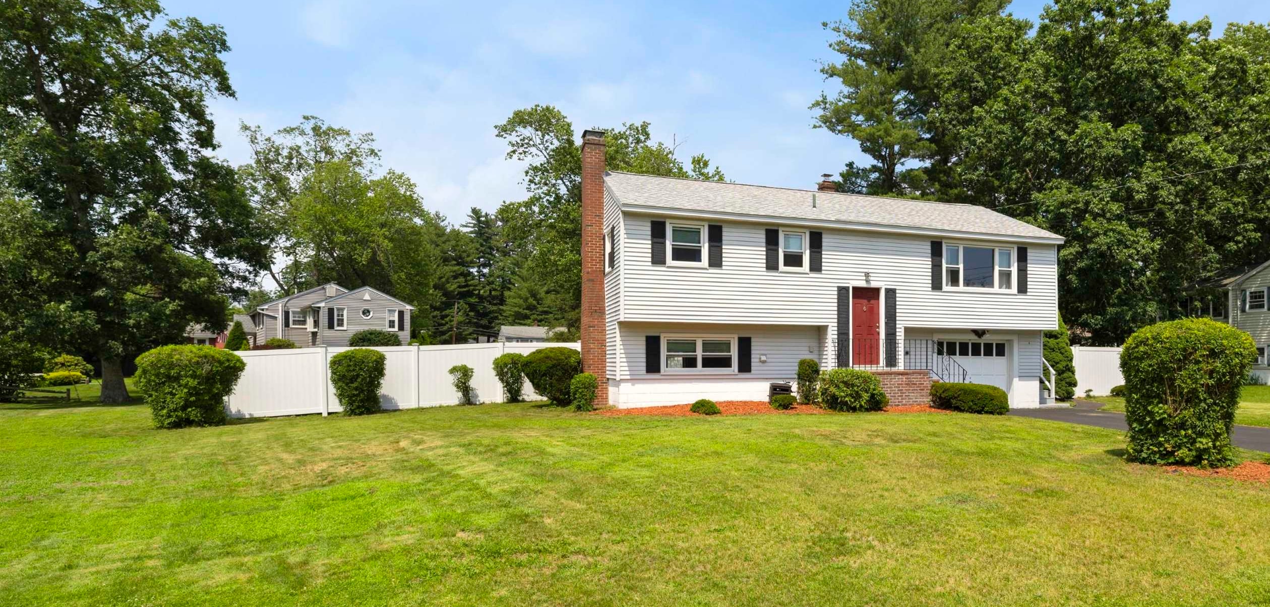 32 Williams Street
