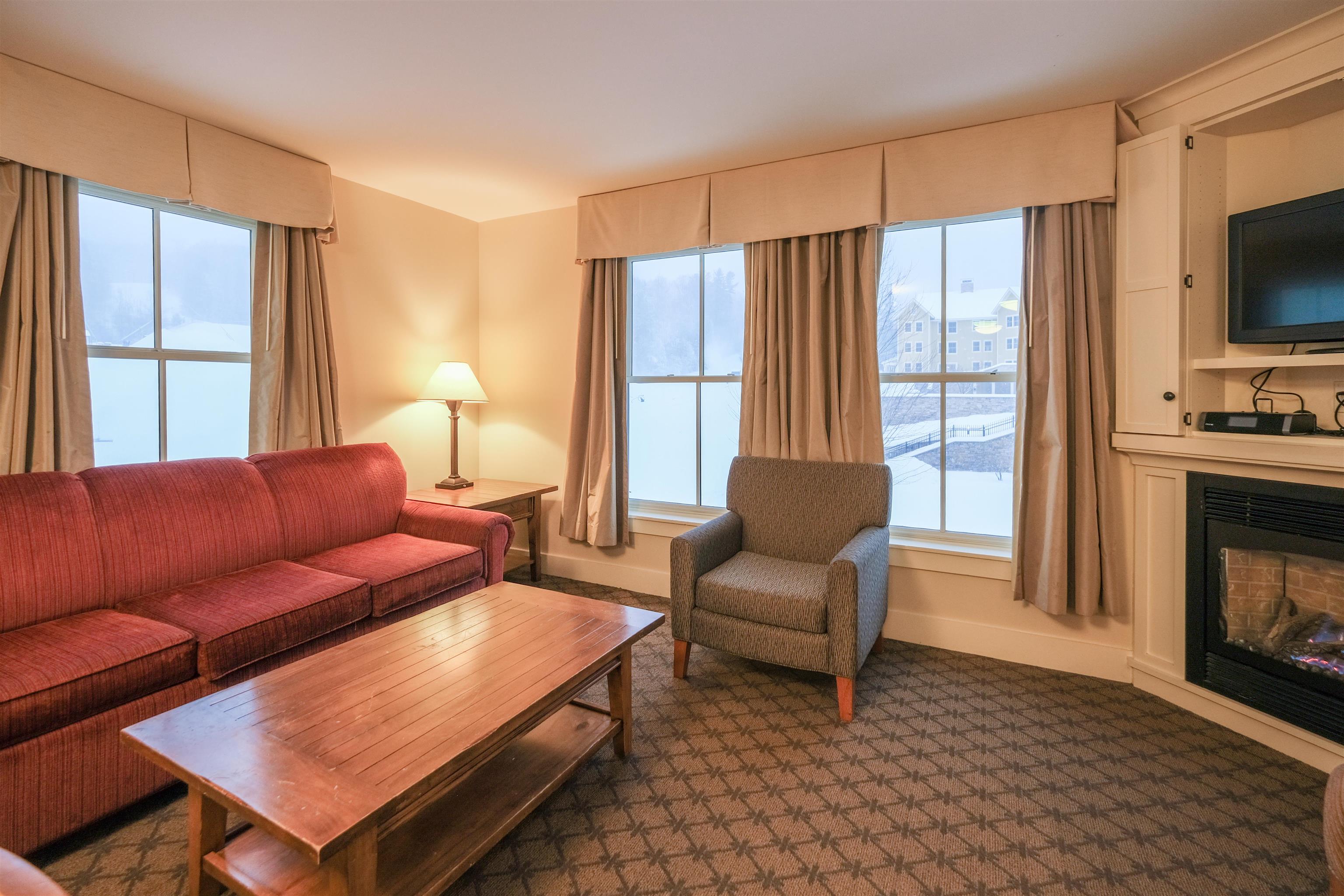 717/719 Q1-4 Jackson Gore Adams House 717/719 Q1-4