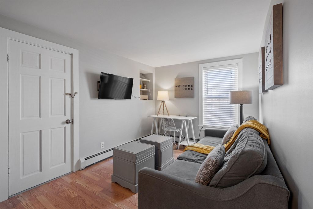 Photo of 526 Hevey Street #4, Manchester, NH 03102 (MLS # 5076780)