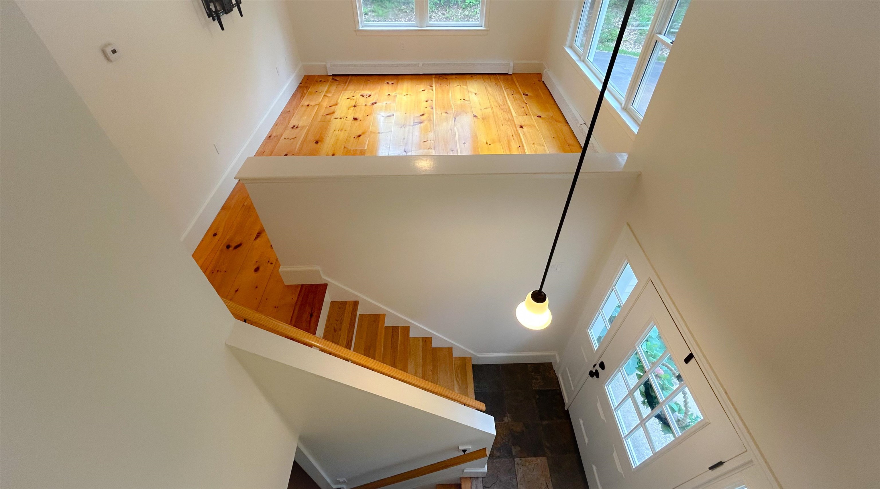 Wilmot, New Hampshire 03287, United States, 3 Bedrooms Bedrooms, ,2 BathroomsBathrooms,Residential,Pending,157477