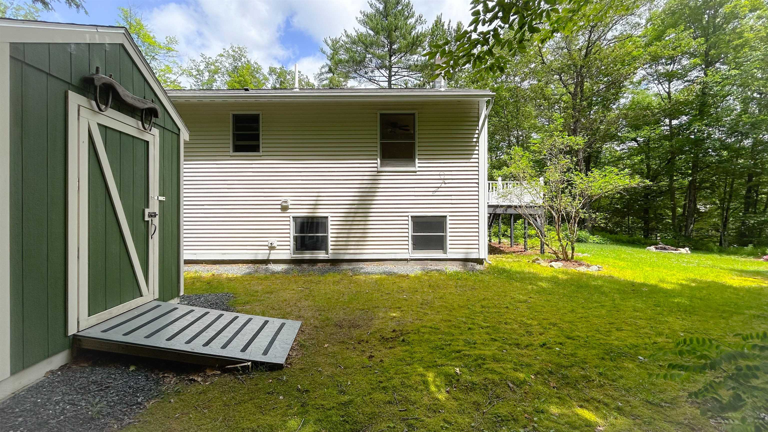 Wilmot, New Hampshire 03287, United States, 3 Bedrooms Bedrooms, ,2 BathroomsBathrooms,Residential,Pending,157477