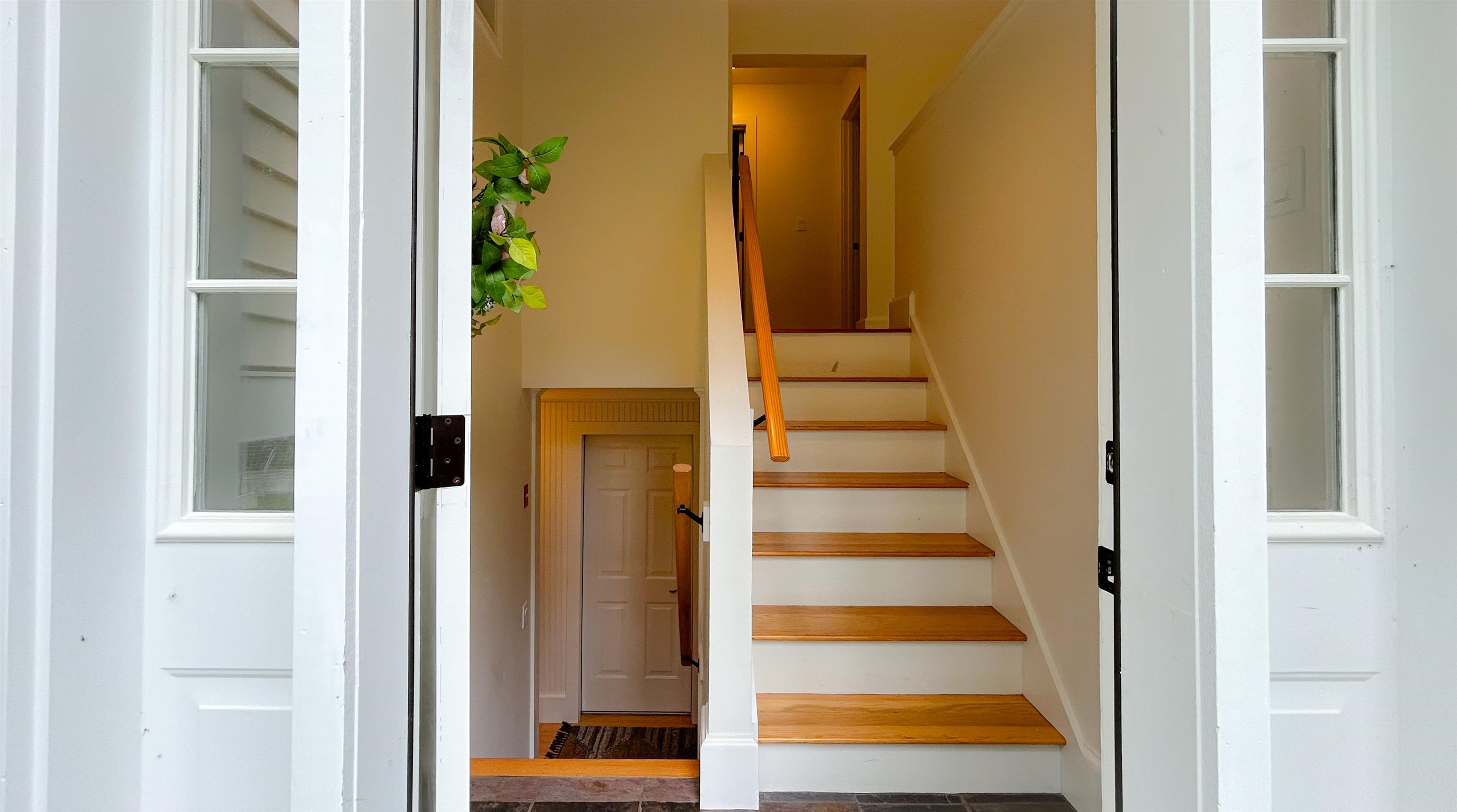 Wilmot, New Hampshire 03287, United States, 3 Bedrooms Bedrooms, ,2 BathroomsBathrooms,Residential,Pending,157477