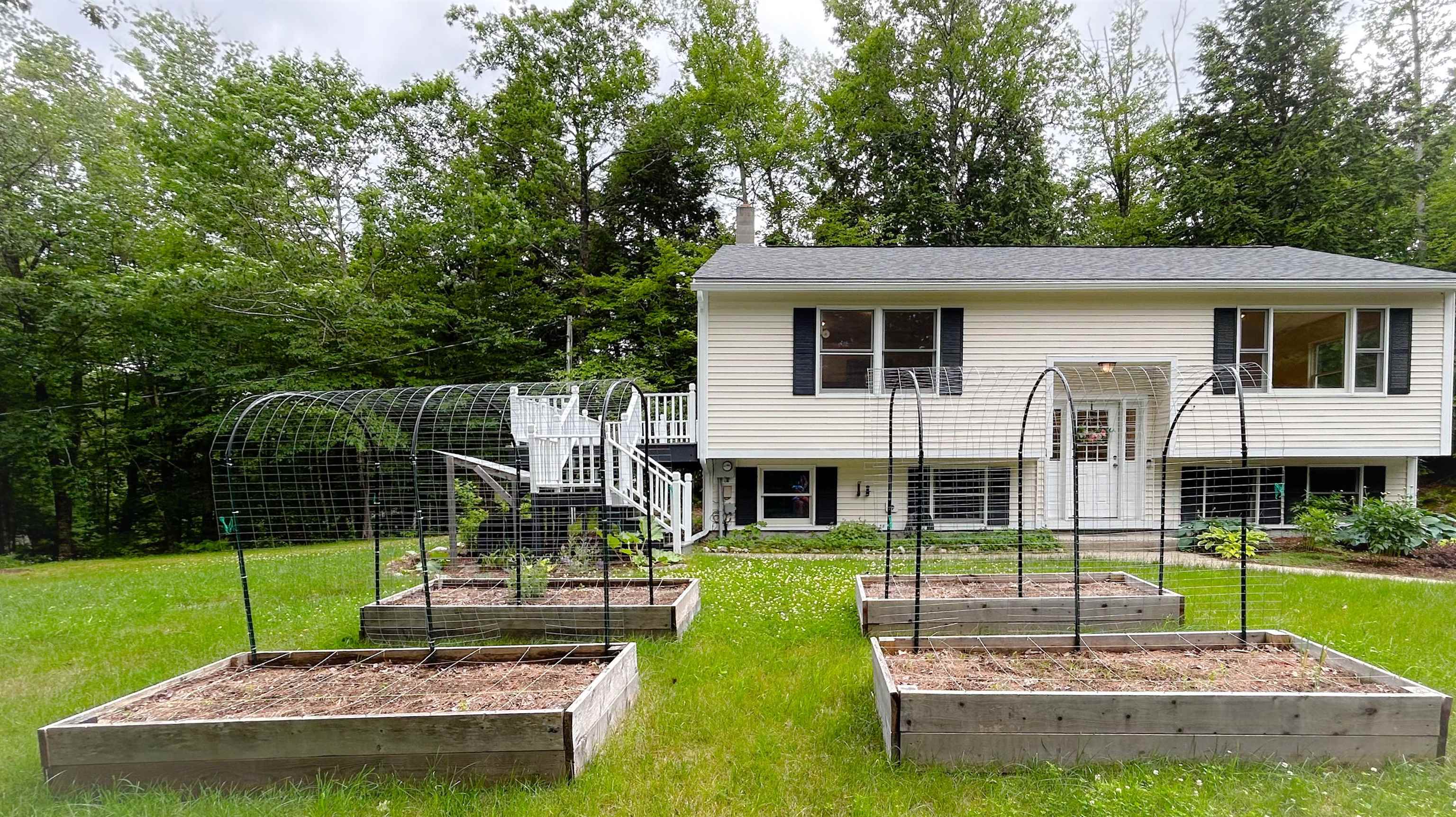 Wilmot, New Hampshire 03287, United States, 3 Bedrooms Bedrooms, ,2 BathroomsBathrooms,Residential,Pending,157477